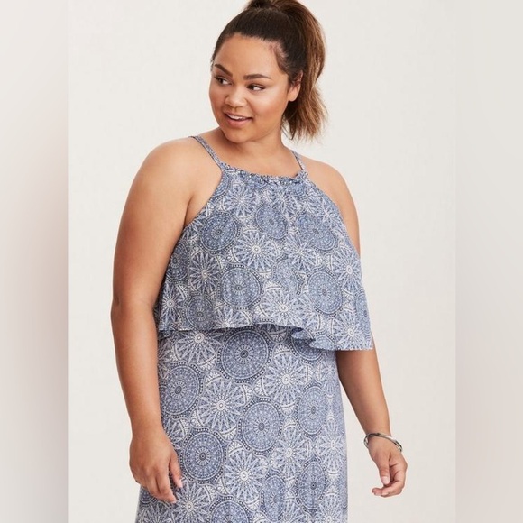 Torrid | Medallion Print Embellished High Neck Jersey Maxi Dress - Size 1 (1X) - Picture 2 of 8